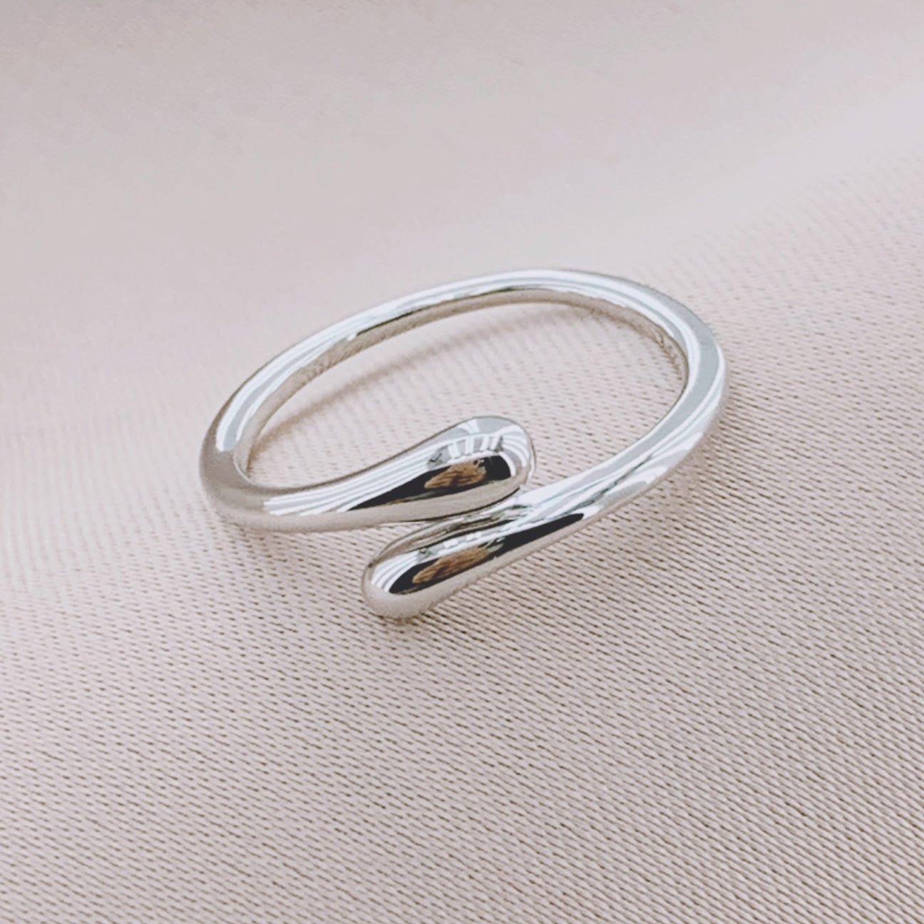 Women's Fashion  Adjustable Ring