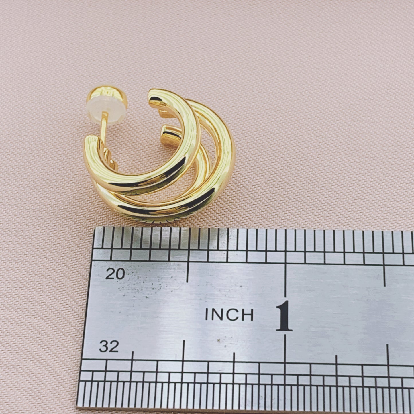 Women's Fashion Hollow Hoop Earring