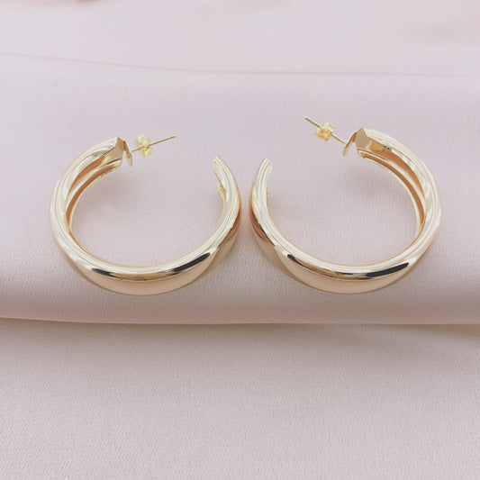 Women's Fashion Hollow Hoop Earring