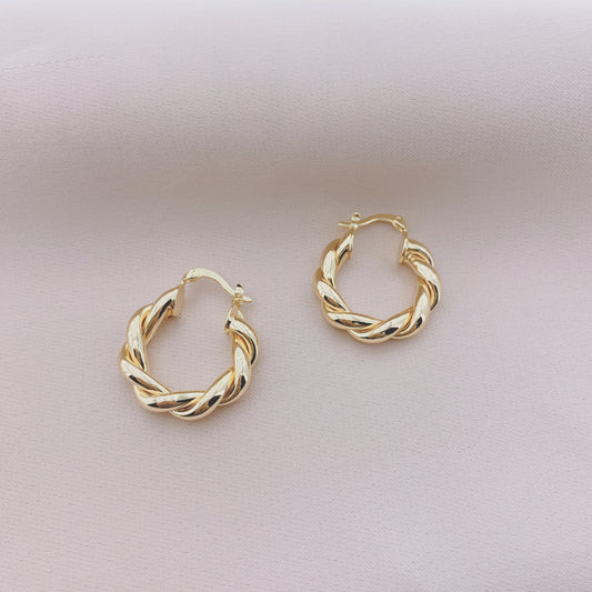 Women's Fashion Hollow Hoop Earring