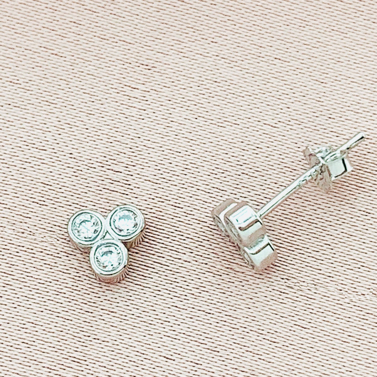 925 Silver Cubic Zirconia Stud Earring