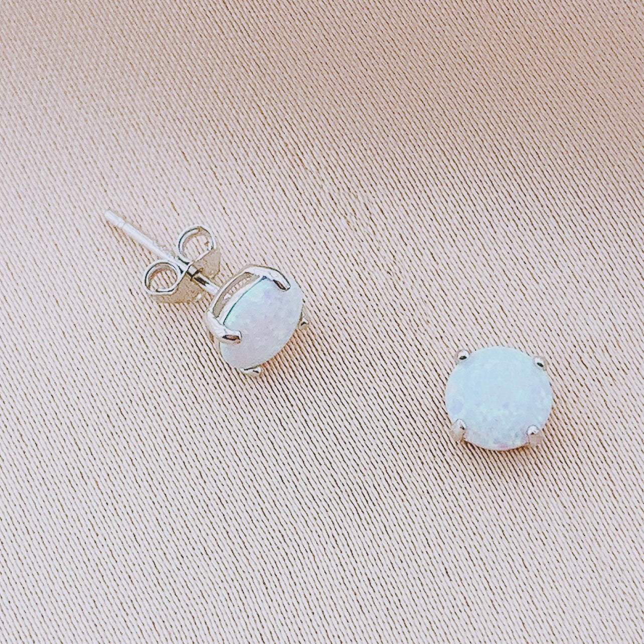 925 Silver Opal Stud Earring