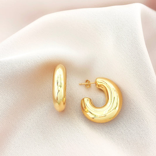 Women's Fashion Hollow Hoop Earring