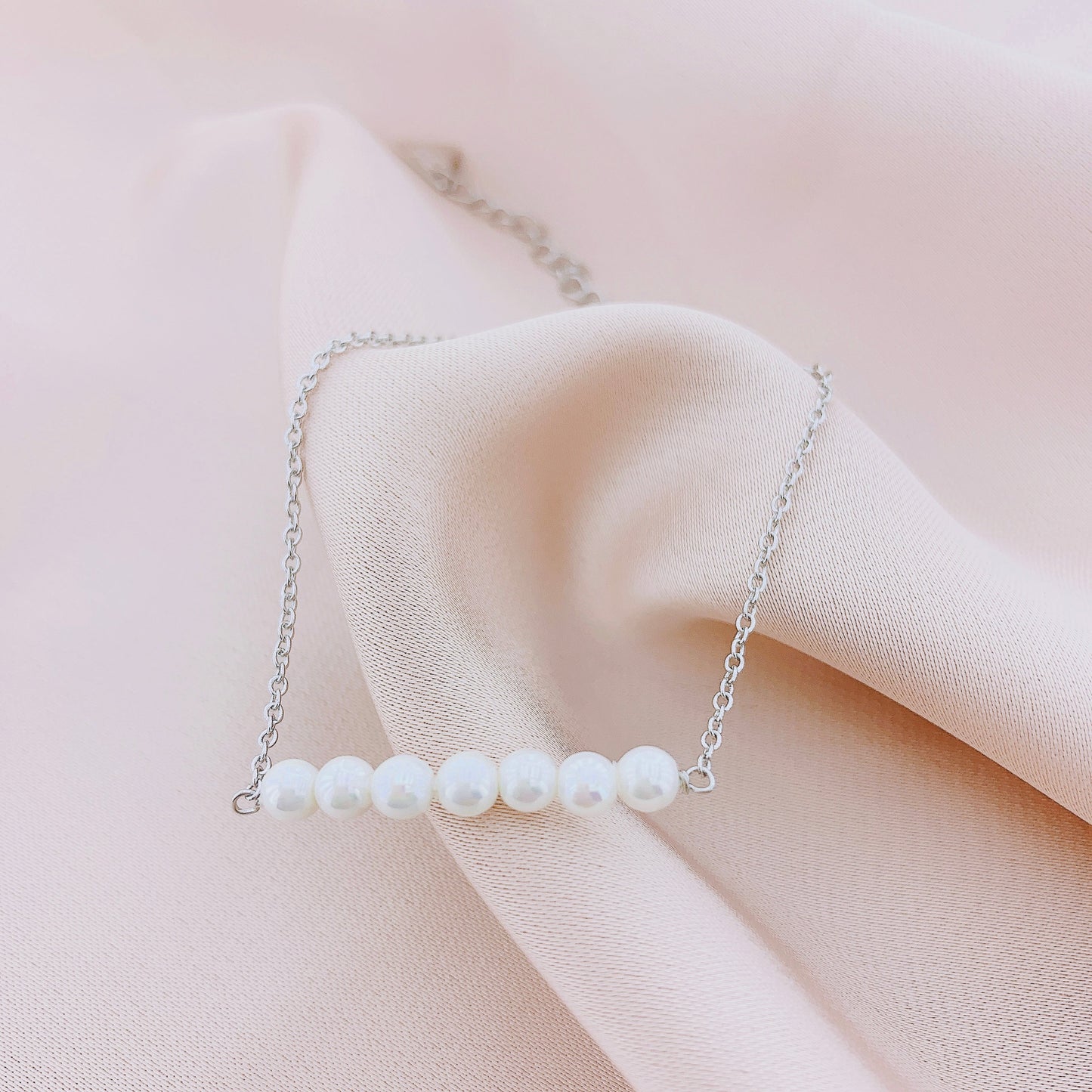 Women's Fashion Pearl Chain Bracelet