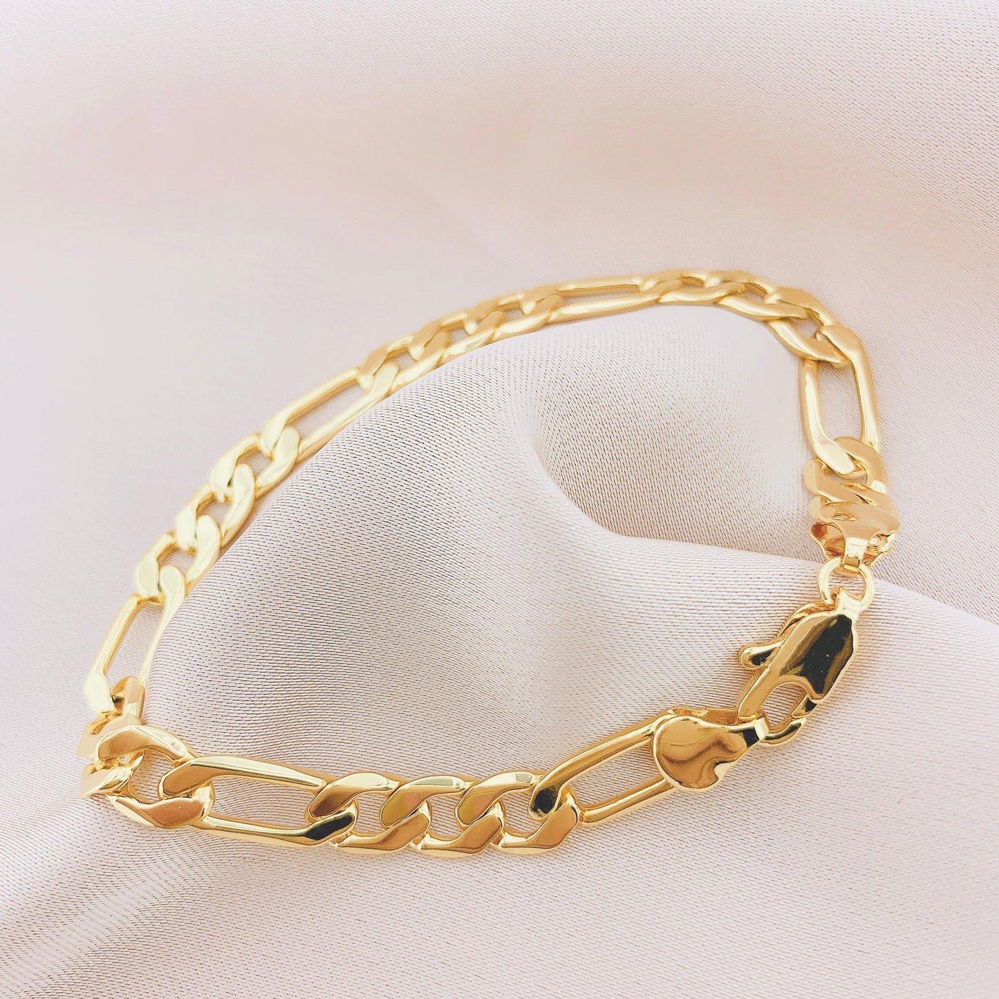 Women's Fashion Figaro Chain Bracelet