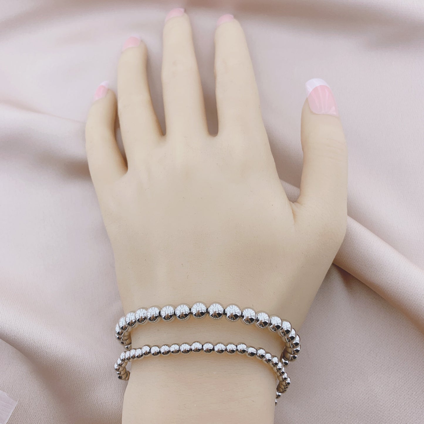 Women's Fashion Strand Beads Bracelet