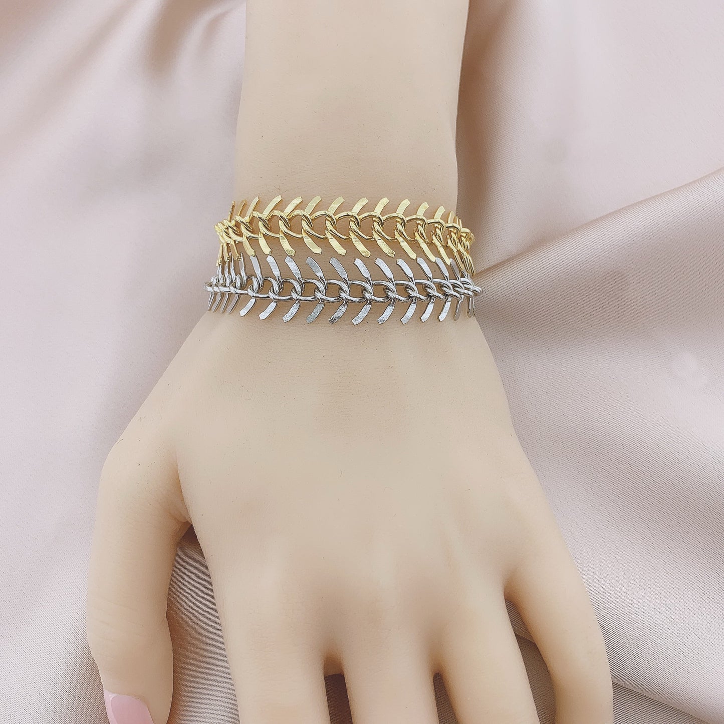 Women's Fashion Chain Bracelet