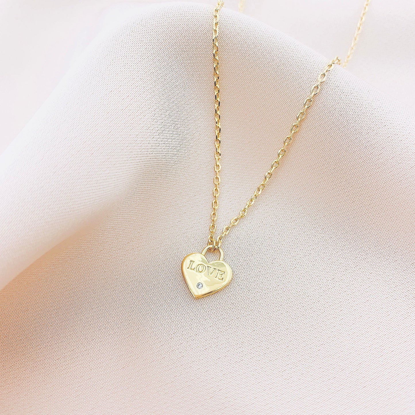 Women's Fashion CZ Heart Pendant Necklace